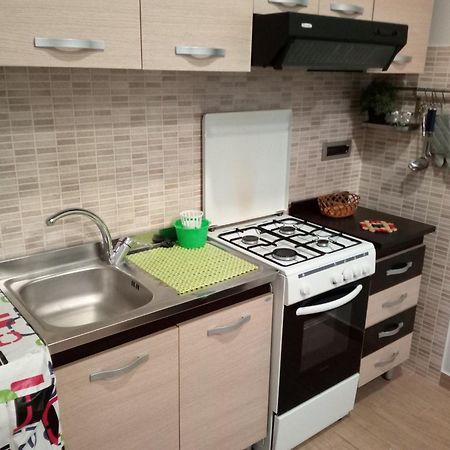Апартаменты A Casa Di Francesca Неаполь Экстерьер фото